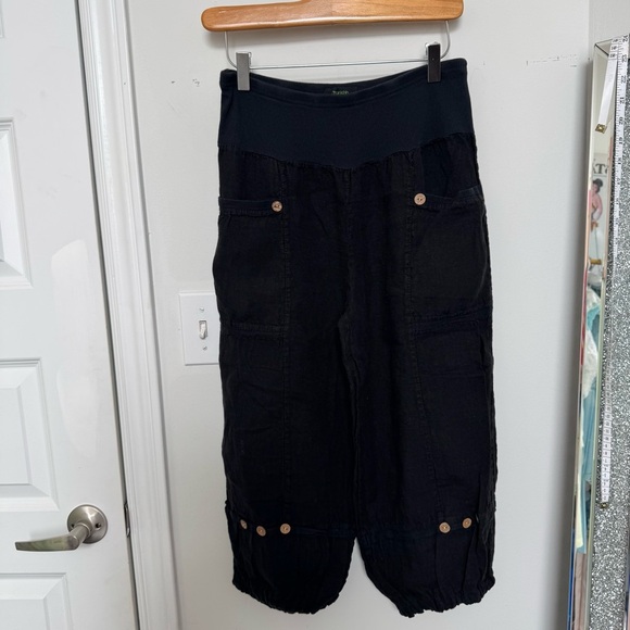 Italian Linen Cropped Pants – Boho Minimalist Black with Button Details M/L - Picture 3 of 7